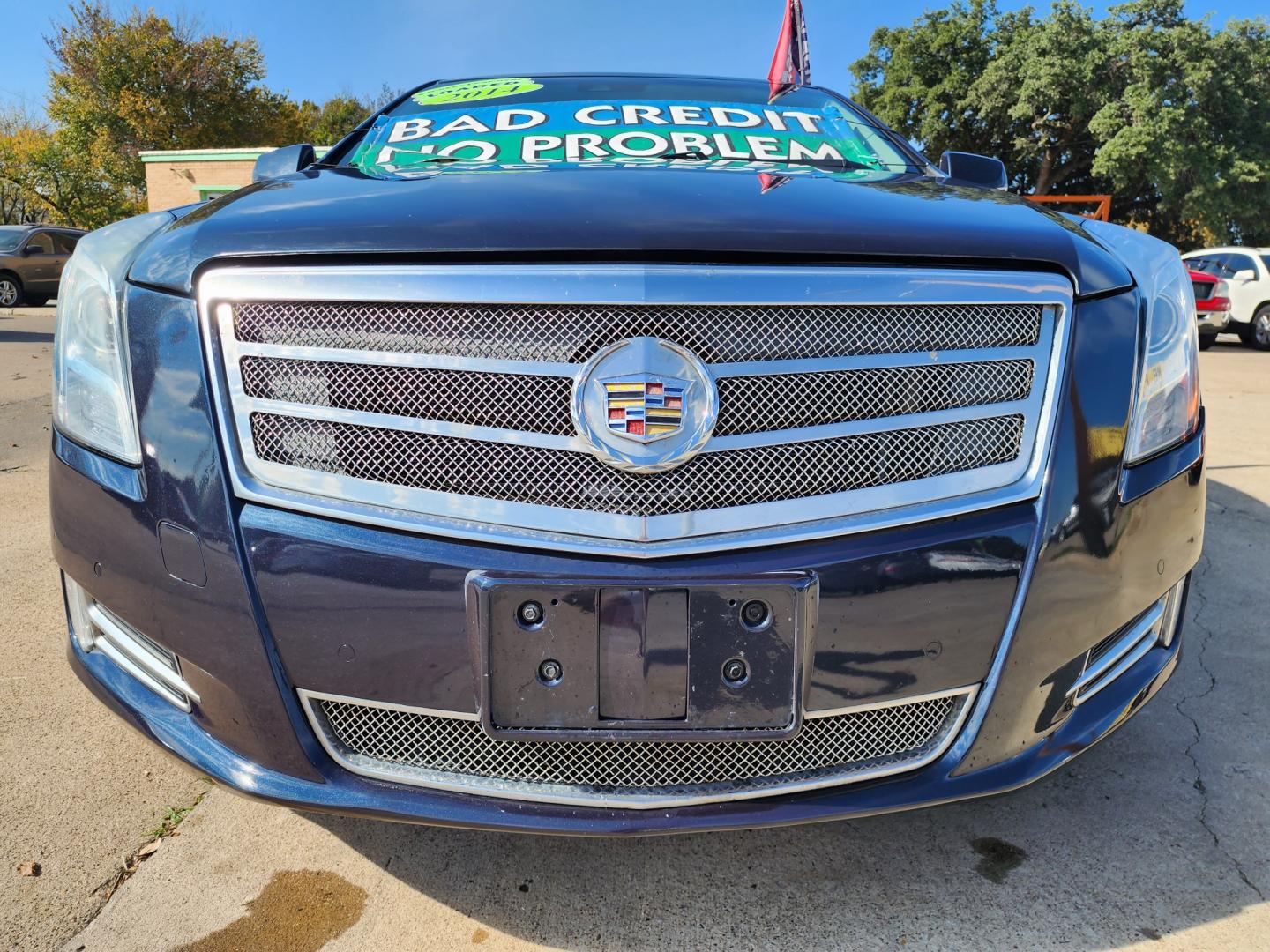 2014 DARK BLUE /BLACK LEATHER Cadillac XTS LUXURY (2G61M5S34E9) , AUTO transmission, located at 2660 S.Garland Avenue, Garland, TX, 75041, (469) 298-3118, 32.885551, -96.655602 - Welcome to DallasAutos4Less, one of the Premier BUY HERE PAY HERE Dealers in the North Dallas Area. We specialize in financing to people with NO CREDIT or BAD CREDIT. We need proof of income, proof of residence, and a ID. Come buy your new car from us today!! This is a Loaded 2014 CADILLAC XTS SE - Photo#9